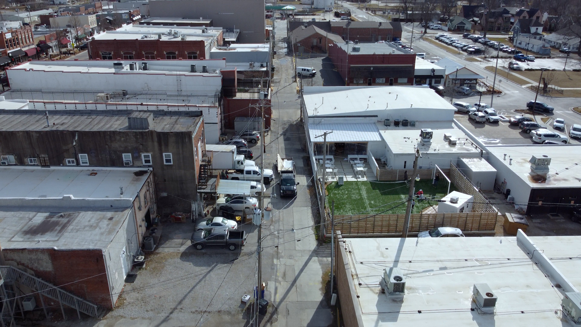 Alleyway west of Main Street